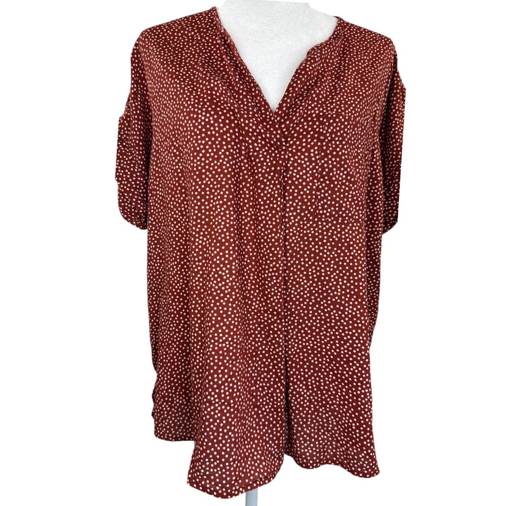 Old Navy L Red Clay Dot Print Envelope Neck Blouse Cotton Rayon Short Sleeve